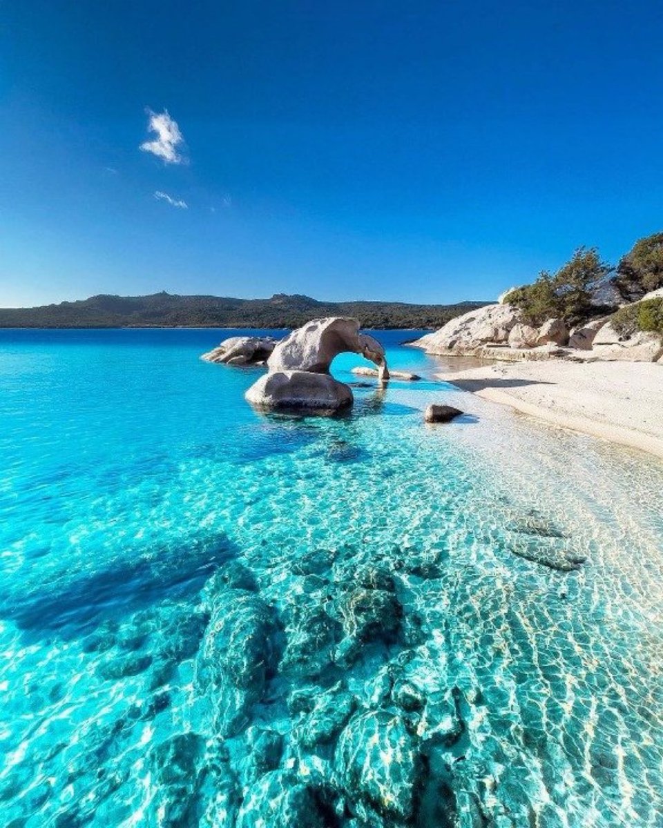 viewsoff_'s tweet image. Sardinia, Italy.
