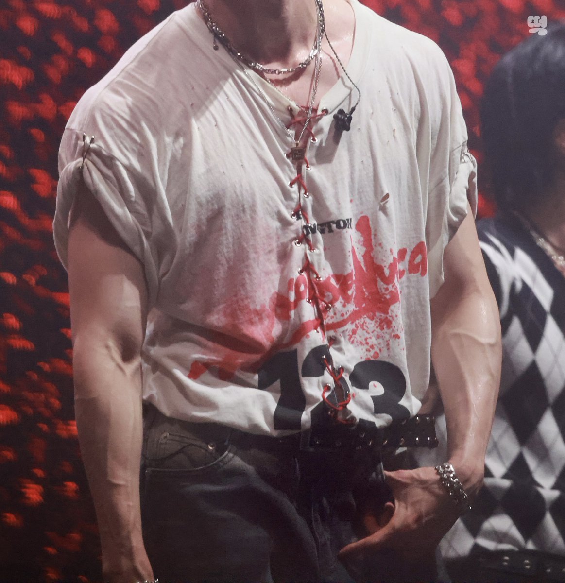 97bc3O's tweet photo. 240825 dominATE in Seoul Day2 HD 

🎇

#스트레이키즈 #방찬
#StrayKids #BangChan https://t.co/Qk2AuALUDb