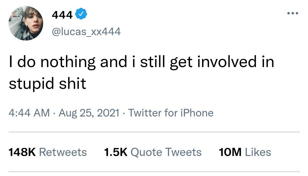 ᝰ tweet media
