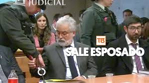 ElDeBarbaBlanca's tweet photo. #TVCorrupta
LA DERECHA RAPIDITO CAMBIO LA LINEA EDITORIAL DE LOS CANALES DE TV
Ha esconder a Hermosilla y luego volvamos a la violencia que es la que da votos.
LA DERECHA DESESPERADA https://t.co/7ECLLls7Rm