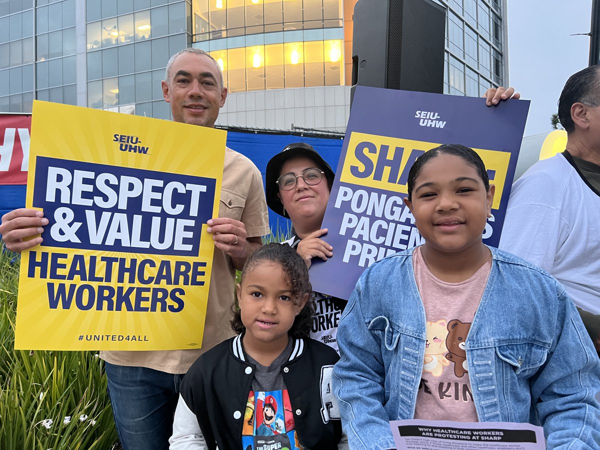 seiu_uhw's tweet photo. Thank you @SeanEloRiveraD9 for supporting caregivers @SharpHealthcare who are fighting for fair pay in one of the most expensive cities in the US. #United4All #OneSharpOneUnion https://t.co/eiJi6FHyUz
