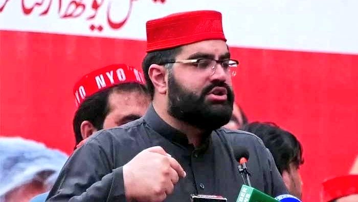 ShahzadShafi007's tweet photo. پاکستان کی آبادی کا بڑا حصہ ذہنی طور پر دہشتگرد ہے

ایمل ولی خان https://t.co/n9MDbOh8l2
