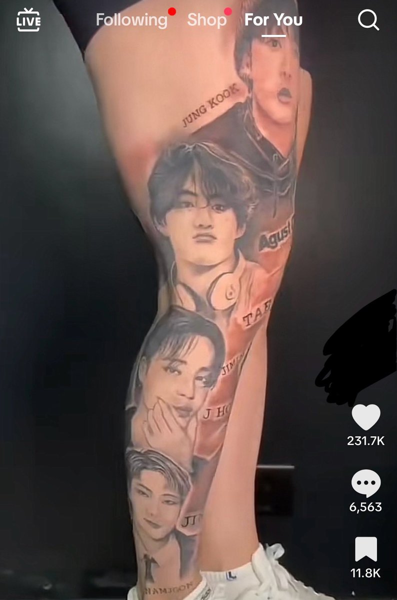 cvntyv's tweet photo. y’all come look at this fuckass tattoo someone got 😭 ain’t no way https://t.co/JWsSMyE32W