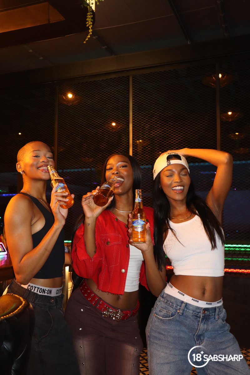 PhozieQue's tweet photo. Keeping the midweek madness at bay with a fly fit and fun with the homies! #MoreKick #VibeWithIt
#WhatTheFlyingFish
@flyingfishsa https://t.co/elljTubHyf