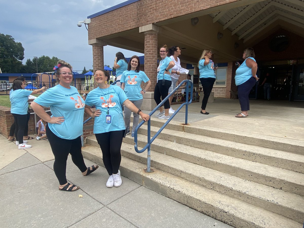 What a great week of welcoming students at Williamsport Elementary School. This staff has created a fantastic atmosphere where everyone feels safe and ready to learn!