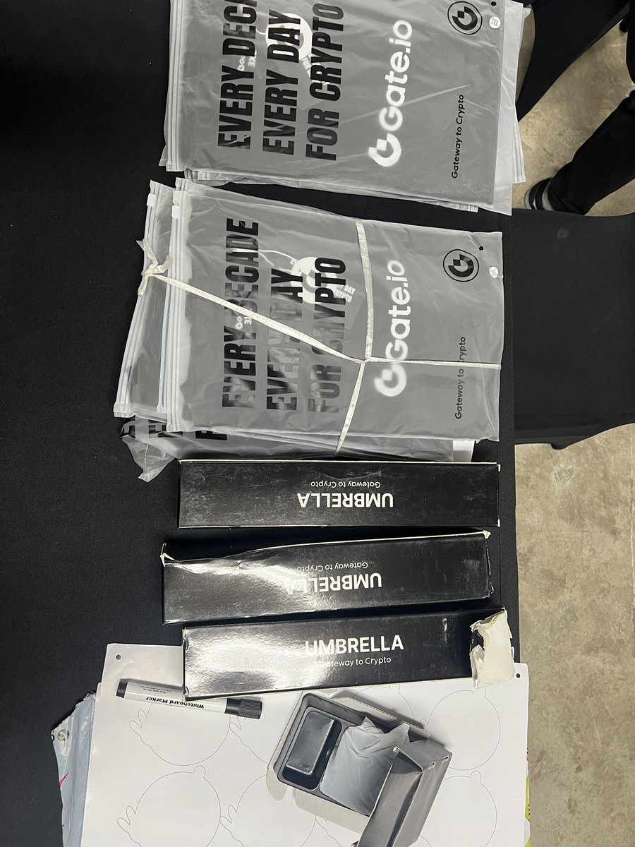 NickyPham_HC's tweet photo. DÀNH 1 PHÚT THAM GIA ĐỂ NHẬN NGAY QUÀ TỪ SÀN @gate_io cùng Nicky 

🎁Phần quà: 10 slot nhận random các vật phẩm như áo, sạc dự phòng, cốc cafe, dù,...

✍️Thể lệ: Like & Comment tag 2 người bạn xuống bài viết này 

⏰Thời gian: Kết thúc vào 19h ngày 30/08/2024 

Mình sẽ dùng Twitter Picker để quay random những ae may mắn nhận quà nha.

Chúc tất cả anh em tham gia may mắn nhé!