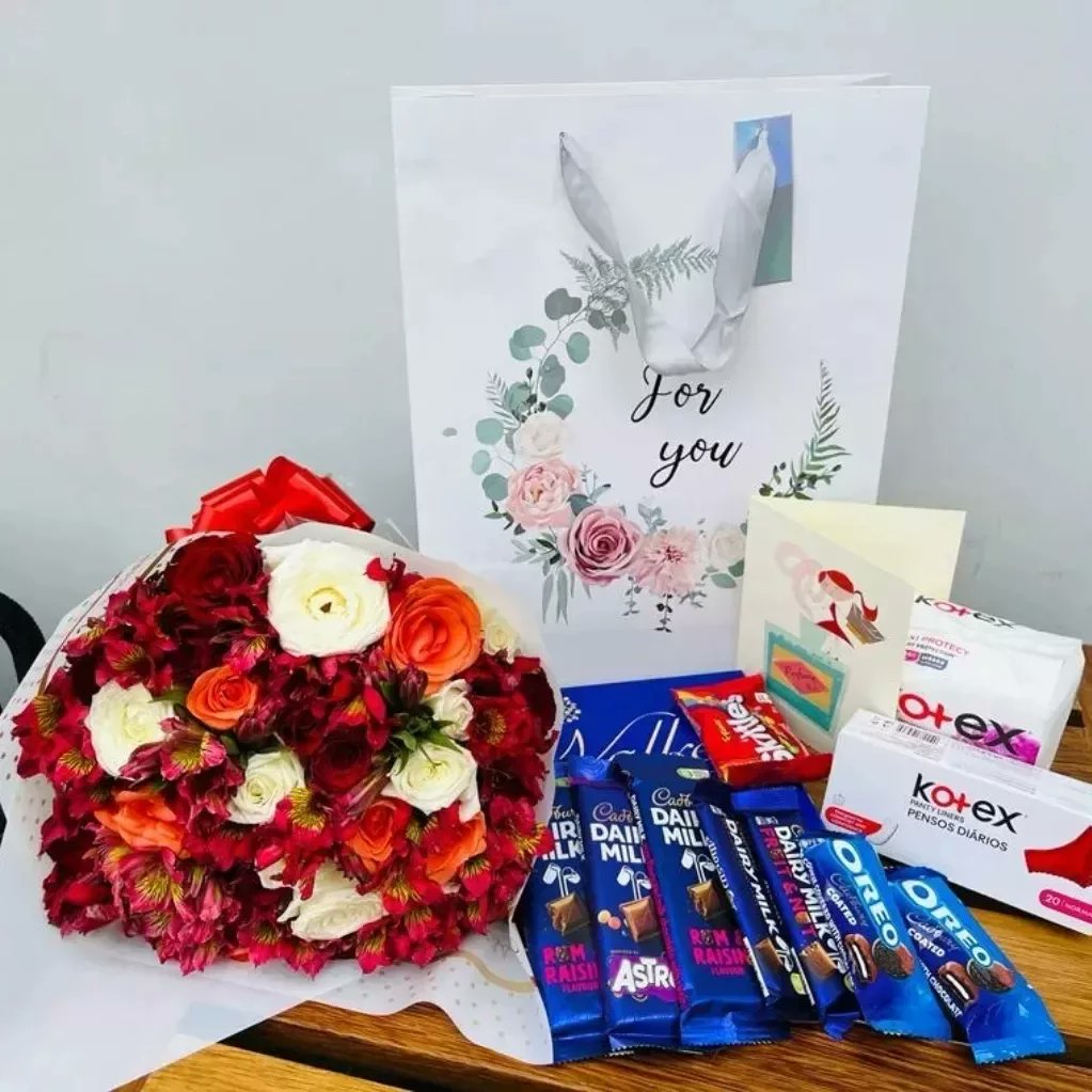 The_RedCareBox's tweet photo. Period got you down 😔🤧
Our care packages are like a hug in a box 💝🎁! 
Packed with goodies for an easier, happier flow.😉🏵️🌞

Order yours today and say "see ya later" to period woes!

DM us or call us to get started! ☎️

#PeriodCare
#SelfCare 
#HappierPeriod
#TheRedCareBox💝 https://t.co/LaQ6GTxpAR
