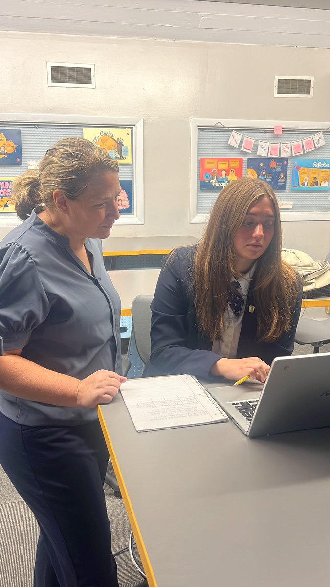 linslyschool's tweet photo. Our new Cybersecurity class through Project Lead the Way has students in a virtual lab to explore password protection and authentication.  Is your password secure?  💻 @PLTWorg https://t.co/RmQ5dSh00i