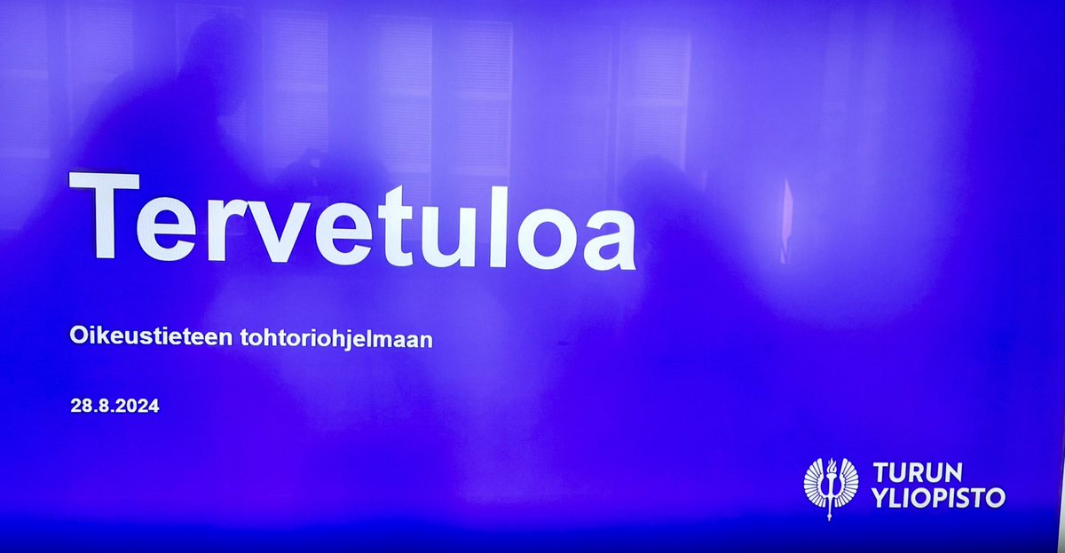 Poliisikouluun 22- vuotiaana. Työharjoittelun aikana ymmärsin teorian tukevan käytännön työtä ja opin lukemaan.Työnantaja on avannut meille poliiseille väyliä ja luonut mahdollisuuksia jatko-opiskeluun. On syytä olla kiitollinen.Tänään jälleen uuden edessä <a href="/Polamk/">Polamk</a> <a href="/SuomenPoliisi/">Suomen poliisi</a>