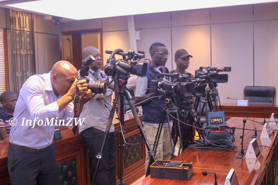 #PostCabinetBriefing 
Cabinet considered and approved the Principles of the National Archives and Records Management Bill.Cabinet notes that amendment of the principal Act has been necessitated by the need to mordenise the operations of the National Archives of Zimbabwe and for