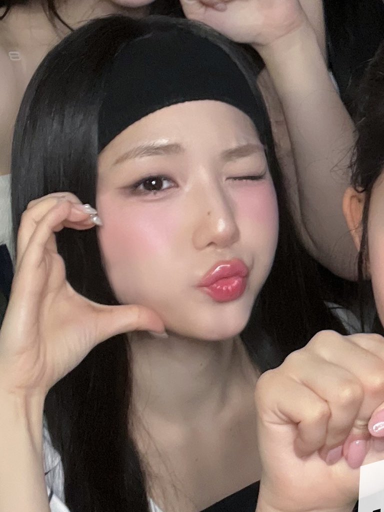 yoon seoyeon feed 🐶 tweet media