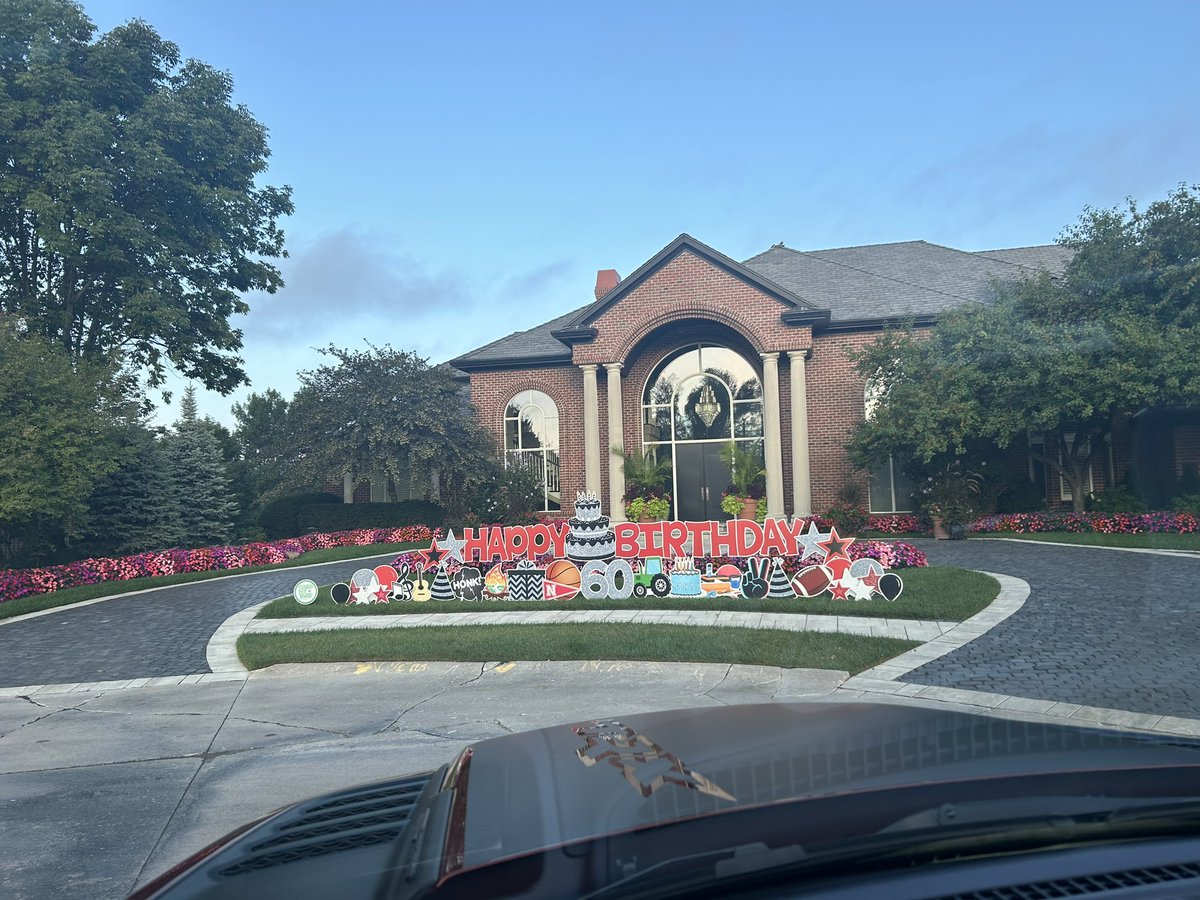 Omani Carson (he/him) tweet media