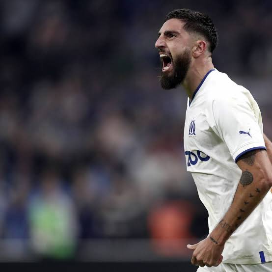 _MERCATOM's tweet photo. 🚨 #MercatOM 🚨 

🔥 L’#OM et la Lazio sont tombés d’accord à hauteur de 6M€ pour le transfert de Samuel Gigot !

➡️ Reste encore à convaincre le joueur d’accepter un départ !

#TeamOM https://t.co/VxnjWplKwM