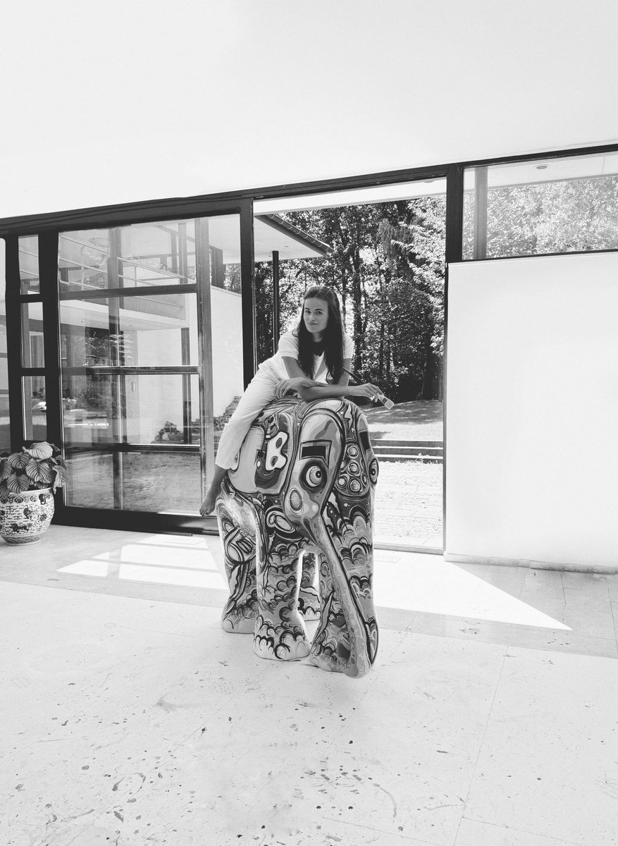 Loes van Delft tweet media