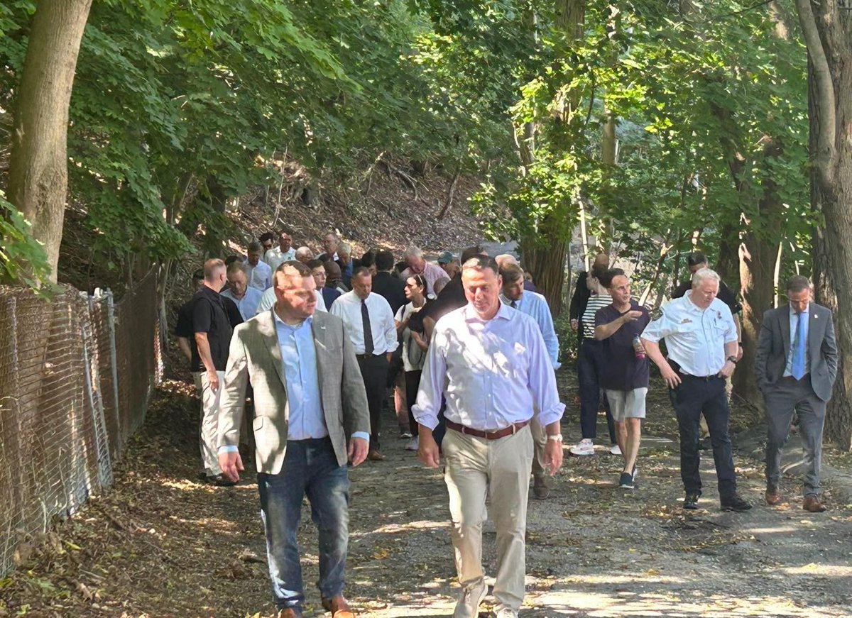 Flood4Assembly's tweet photo. Yesterday, I had the opportunity to join @GovKathyHochul , Suffolk County Executive Ed Romaine, Brookhaven Town Supervisor Dan Panico, @nicklalota, Anthony Palumbo for State Senate, and a group of dedicated state and local officials on a tour of the storm-ravaged areas in our community. Together, we walked through the aftermath of the recent storm, engaging in important discussions on how to lead the recovery efforts. Our conversations revolved around the implementation of both state and federal assistance to provide support to homeowners, businesses, and the overall restoration of our local infrastructure and roads. It was a moment for all of us to come together, share insights, and devise strategies to aid our community in the rebuilding the areas affected by the storm.