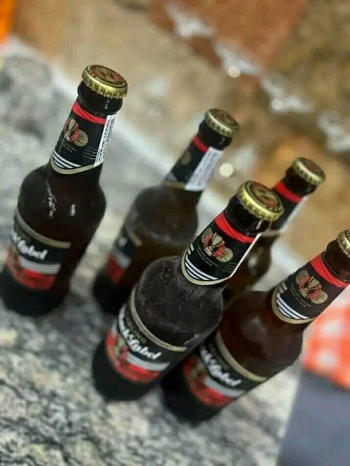 X O L A N I E🎯 tweet media