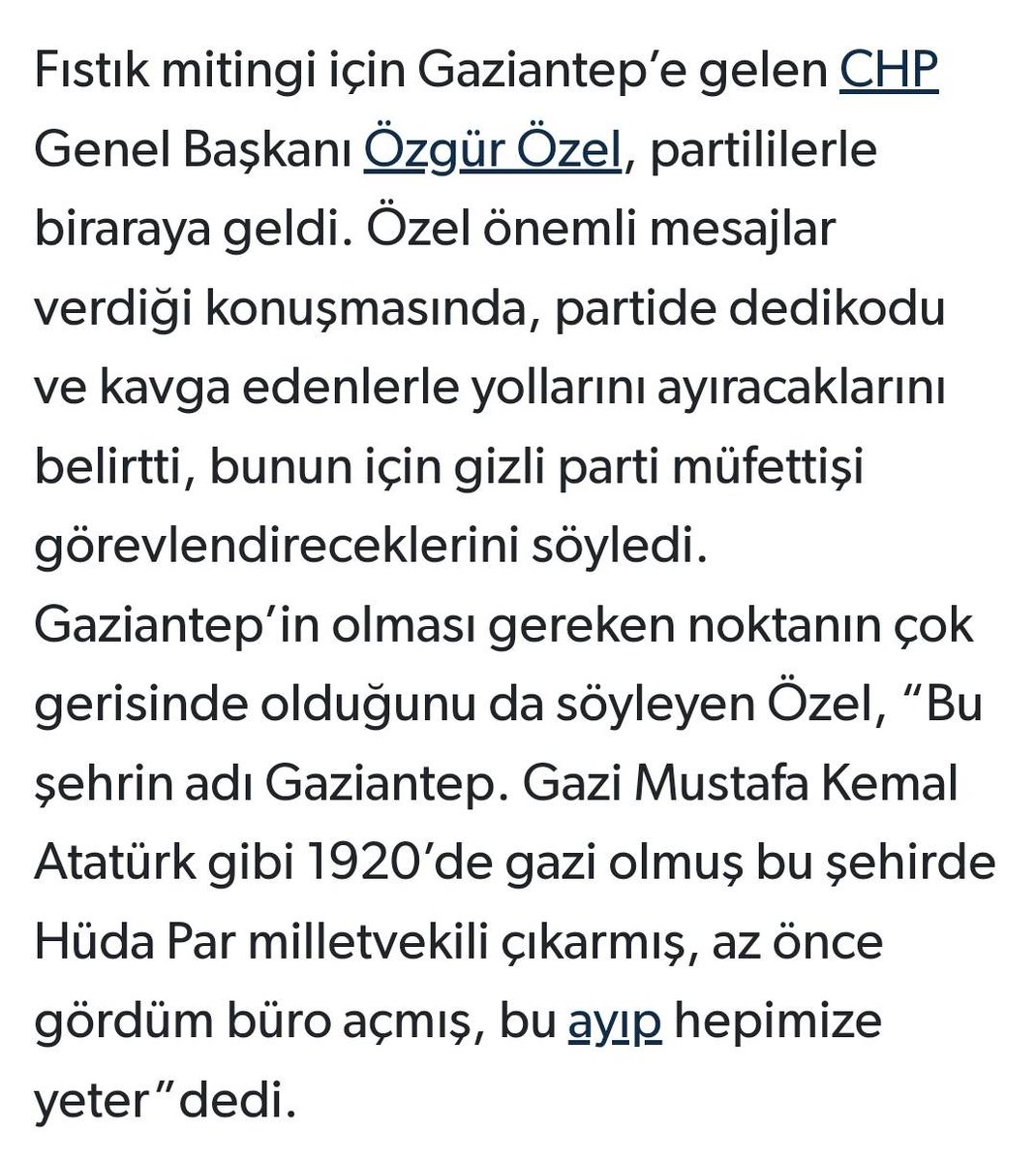 CHP, bu ülkenin en büyük ayıbıdır.

CHP, İstiklal Mahkemeleri ve bin türlü despotlukla, faşizmle bu memleketin başına bela olmuş; alimleri darağacında sallandırmış, Müslüman halkın inanç ve değerlerine savaş açmış, kamusal alanda Müslümanca var olmayı yasaklamış, Dersim'i