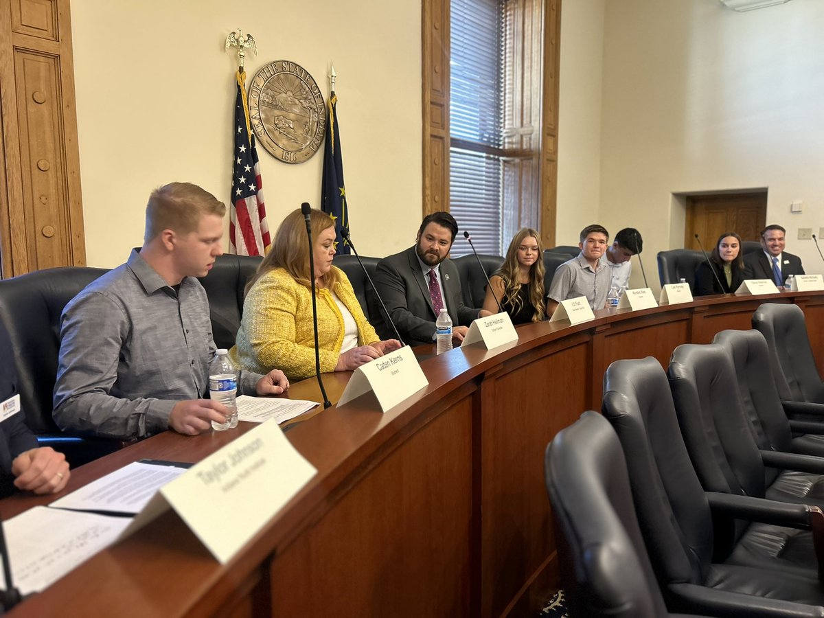BREAKING: <a href="/SenatorJDFord/">Senator J.D. Ford</a> is holding a student mental health roundtable at the Statehouse. Watch <a href="/FOX59/">FOX59 News</a> and <a href="/CBS4Indy/">CBS4 Indy</a> for the latest.