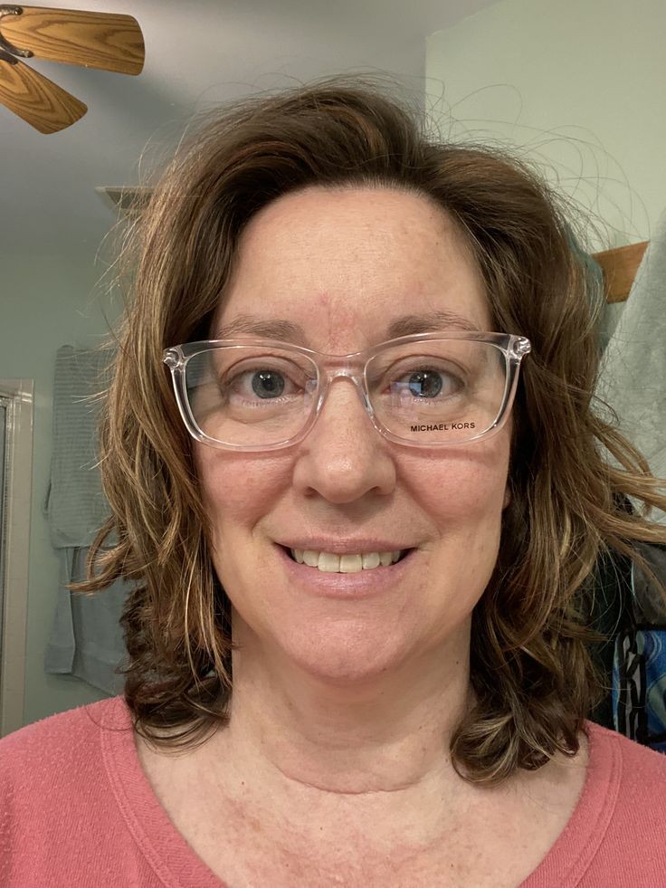 Hello ♥️ lovelies am new on twitter, please be nice and follow back.
Love you 💖💖💖