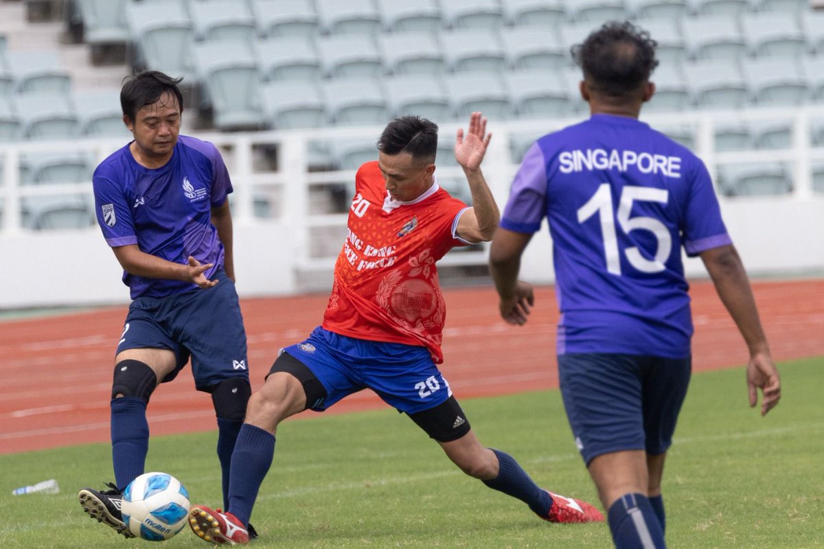 hkpoliceforce's tweet photo. 🎽 Compete & Connect 🤝🏼
Kicking off in📍Macao on AUG 27—the 3-day ‘Inter Forces Games 2024’ have seen officers from the 🇭🇰#HKPF, 🇲🇴Macao Judiciary Police & 🇸🇬@SingaporePolice bringing their A game to a series of nail-biting round-robin matches⚽️🏸 & an exhilarating friendly👟⚽️! 
 
With the inaugural Inter Forces Games organised in HK back in 2010—the annual event has been hosted by 🇭🇰#HKPF, 🇲🇴Macao Judiciary Police & 🇸🇬@SingaporePolice in turns ever since. 

Not only is it an invaluable opportunity for officers from the 3 #police forces to exchange skills in the arenas, but it is also their gateway to ever-stronger camaraderie & collaboration—a win-win for all🙌🏼

Stay tuned for the final results of all the matches tomorrow!🏅✨