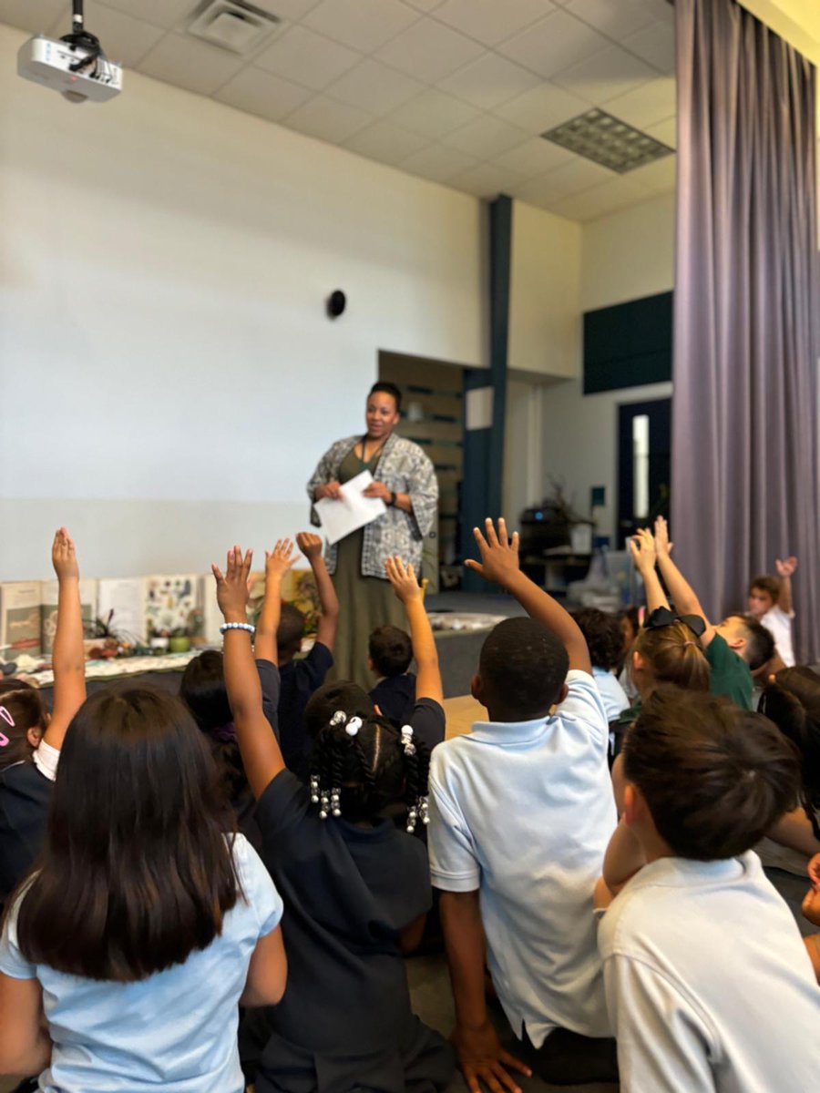 MontessoriHTX's tweet image. 🌍✨ Our #LowerElementary #students have completed the #SecondGreatLesson: The Story of Life on Earth! This important lesson in the #Montessori philosophy sparks #curiosity about the natural world &amp;amp; helps #children understand the #interconnectedness of all living things. 🌿🐢