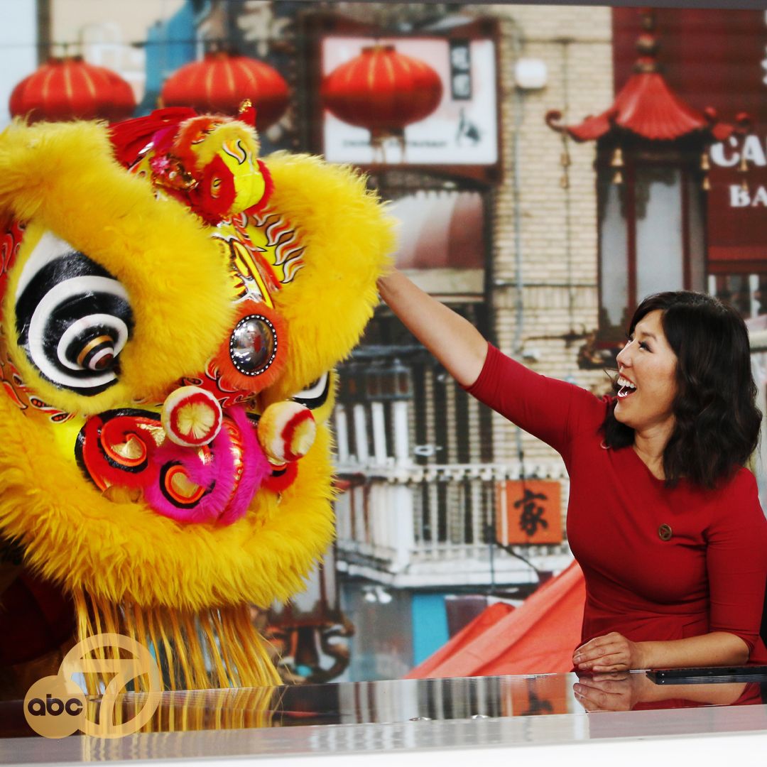 abc7newsbayarea's tweet image. Mark your calendars, the largest Lunar New Year Celebration outside of Asia is coming to ABC7 this February. ABC7 is now the official broadcast partner of the San Francisco Chinese New Year Parade! 🐍

Watch full announcement here: abc7ne.ws/4e0Kz3Z