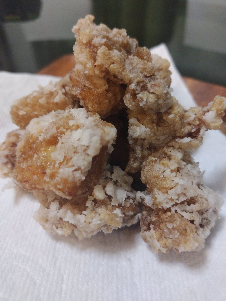 Tk2Gr's tweet photo. 旦那が珍しく海釣りでマゴチという魚を釣ってきた。
夏のフグ。
すんごく美味しかったけど、エラも皮もヒレも攻撃的だから私みたいな素人は気を付けるんだぜ。 https://t.co/QDVd2IHwdI