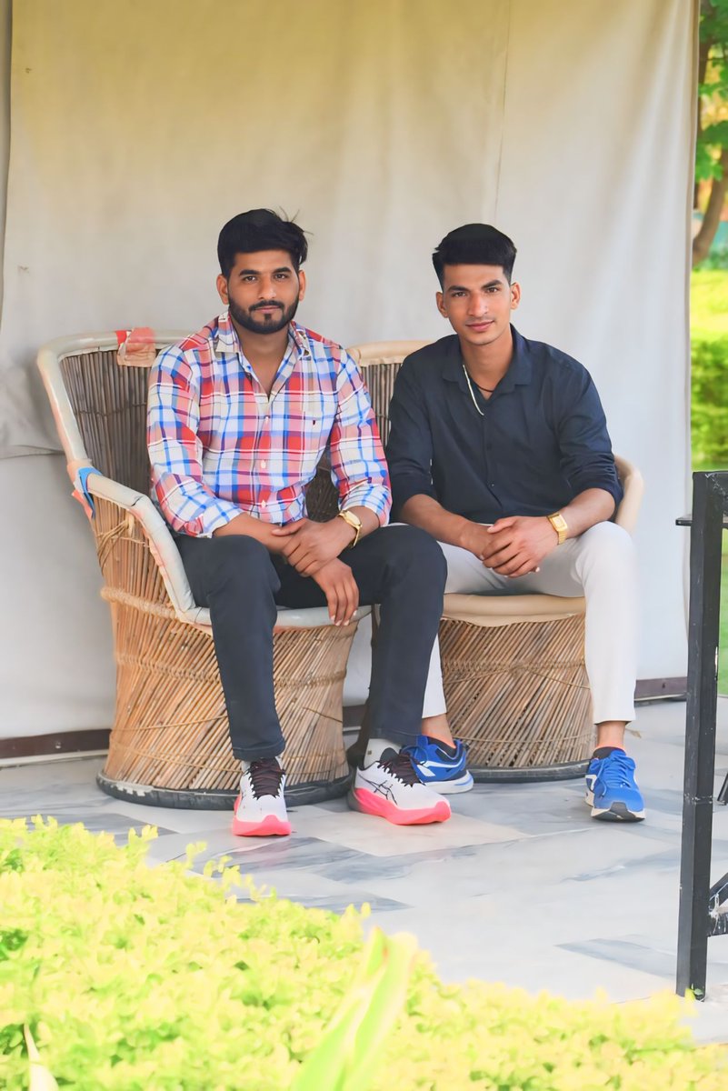 Dineshsingh8104's tweet image. #ख़ुद के क़रीब रहो#
#हमेशा खुश रहोगे...!! #✍️

#Dineshsingh❤️ 
#armyboy 
@AjayMawai4