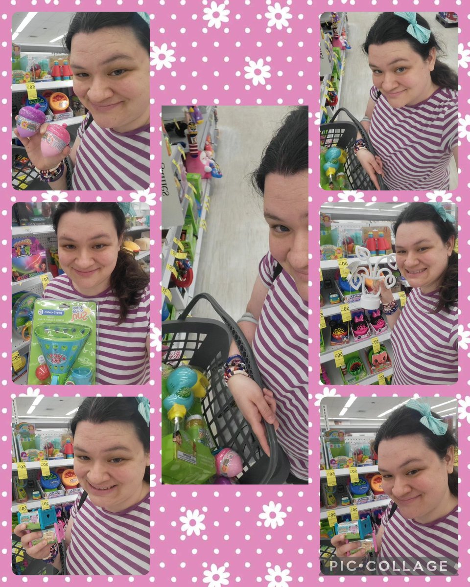 mallstar's tweet image. All the summer stuff is on sale at my work ! I hate to see summer end, but I love sales! #summerdontgo #summershopping #summer24 #summer2024 #Ilovesummer #toycollector #toycollecting