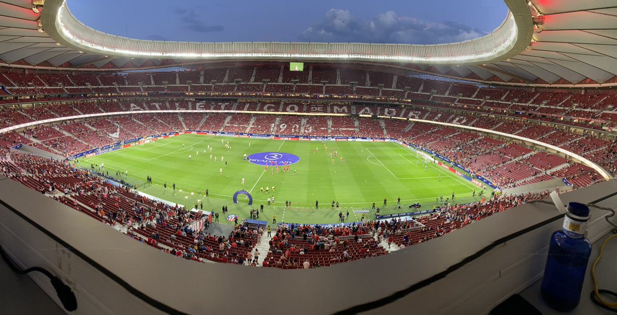 Sergi Andreu (@sergiandreug) on Twitter photo Va, que obrim transmi de l’<a href="/Atleti/">Atlético de Madrid</a>-<a href="/RCDEspanyol/">RCD Espanyol de Barcelona</a> a l’antena de <a href="/CatalunyaRadio/">Catalunya Ràdio</a> <a href="/totgira/">Tot gira</a> amb <a href="/soniaoleart/">Sònia Oleart</a> <a href="/daniballart/">Dani Ballart</a> <a href="/Susi4_4/">Susi</a> <a href="/OriolRV/">Oriol Rodriguez</a>
A la recerca dels primers punts de la temporada, i del primer gol, per complicat que sigui l’escenari, i amb 3 canvis a l’onze #RCDE Va, que obrim transmi de l’<a href="/Atleti/">Atlético de Madrid</a>-<a href="/RCDEspanyol/">RCD Espanyol de Barcelona</a> a l’antena de <a href="/CatalunyaRadio/">Catalunya Ràdio</a> <a href="/totgira/">Tot gira</a> amb <a href="/soniaoleart/">Sònia Oleart</a> <a href="/daniballart/">Dani Ballart</a> <a href="/Susi4_4/">Susi</a> <a href="/OriolRV/">Oriol Rodriguez</a>
A la recerca dels primers punts de la temporada, i del primer gol, per complicat que sigui l’escenari, i amb 3 canvis a l’onze #RCDE