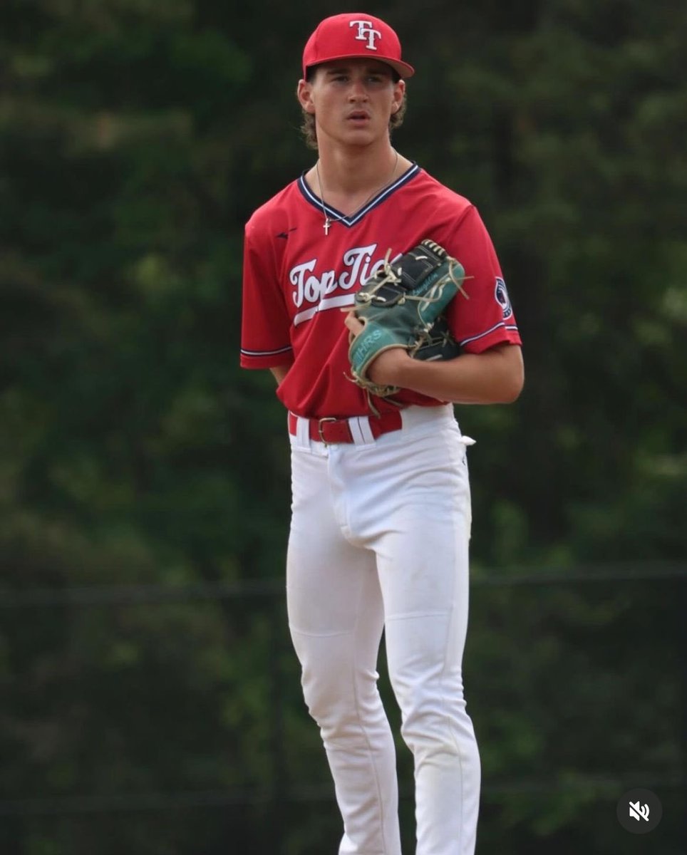 RHP Ryan Loughlin (Rocky Point 2025) commits to SUNY Plattsburgh