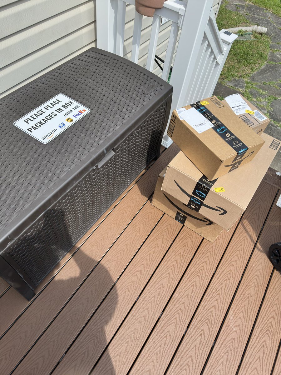 RSkeetCurtis's tweet photo. Thanks @amazon 👍🏽 https://t.co/jGHneRcs6Q