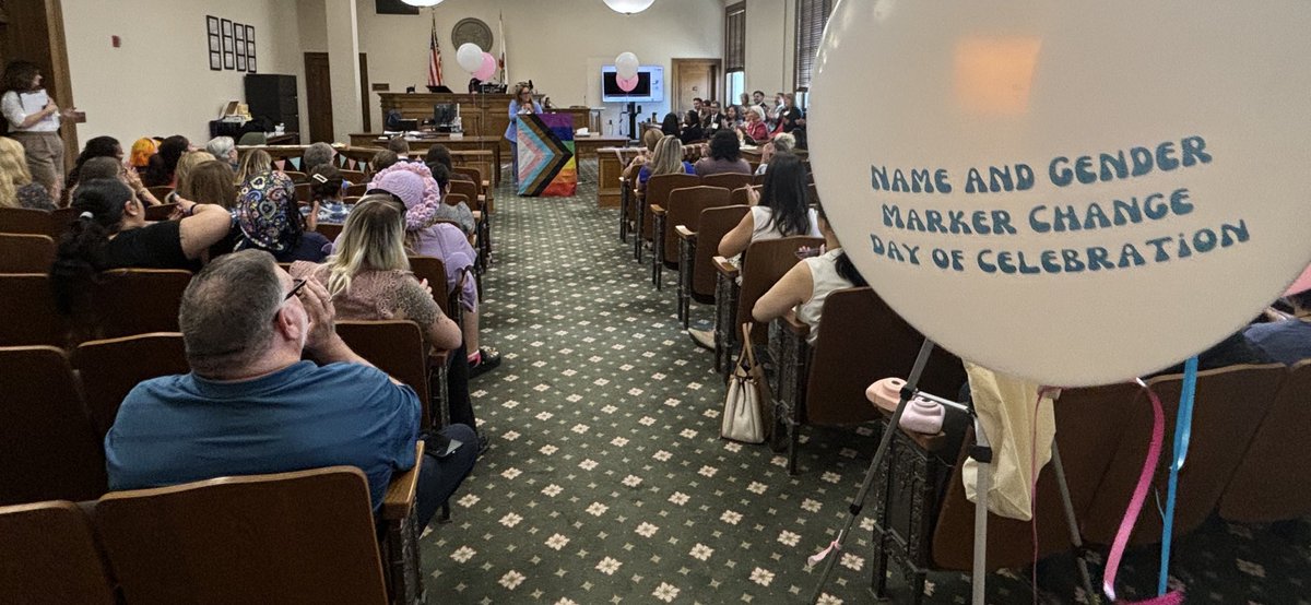 Robert Handa tweet media