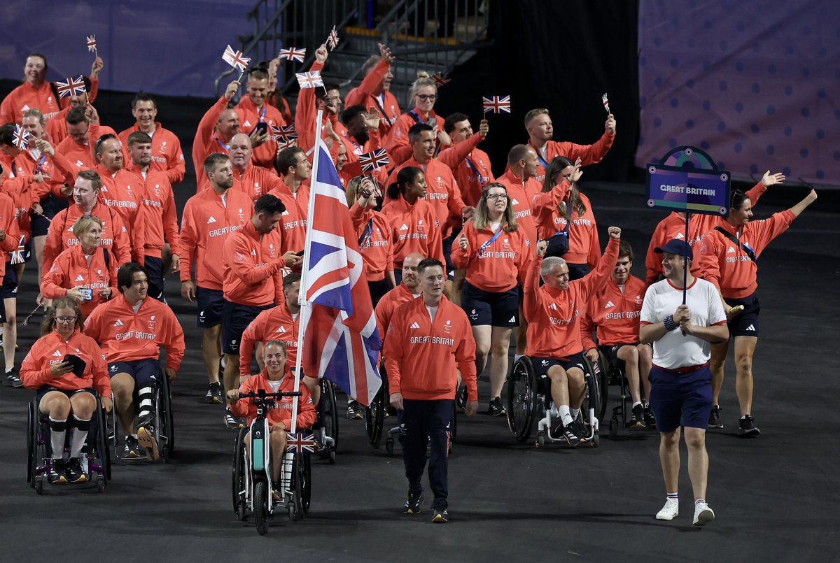 We’ve arrived. #ParalympicsGB 🇬🇧🇫🇷