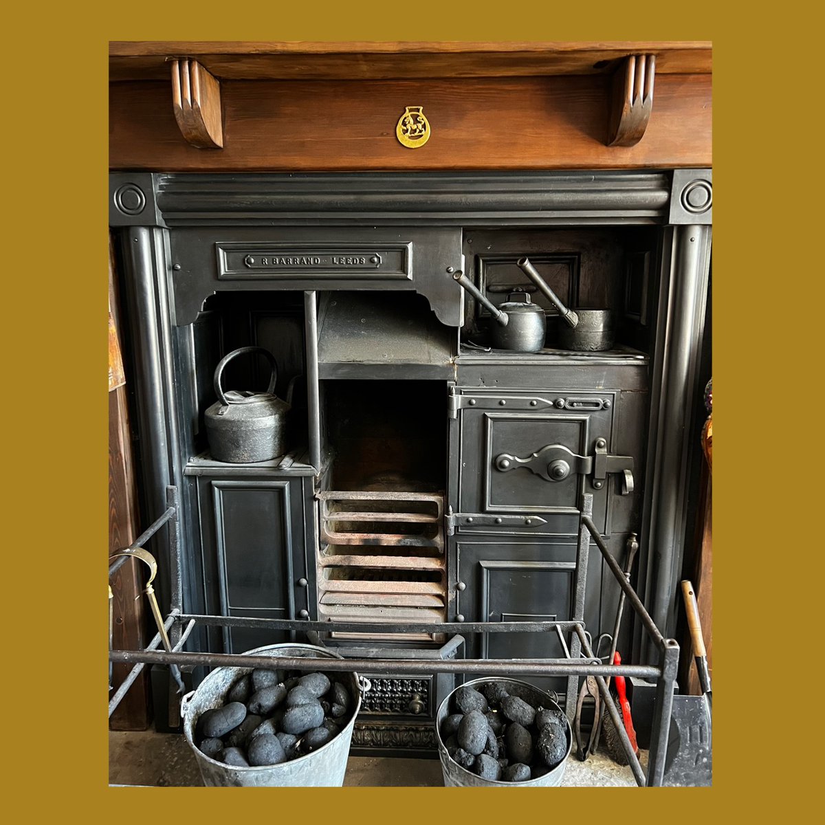 The Range was the heart of the home.  It was in the kitchen and provided warmth and somewhere to cook and bake #colnevalleymuseum #victorianhouse #victorianhome #victoriancooking
