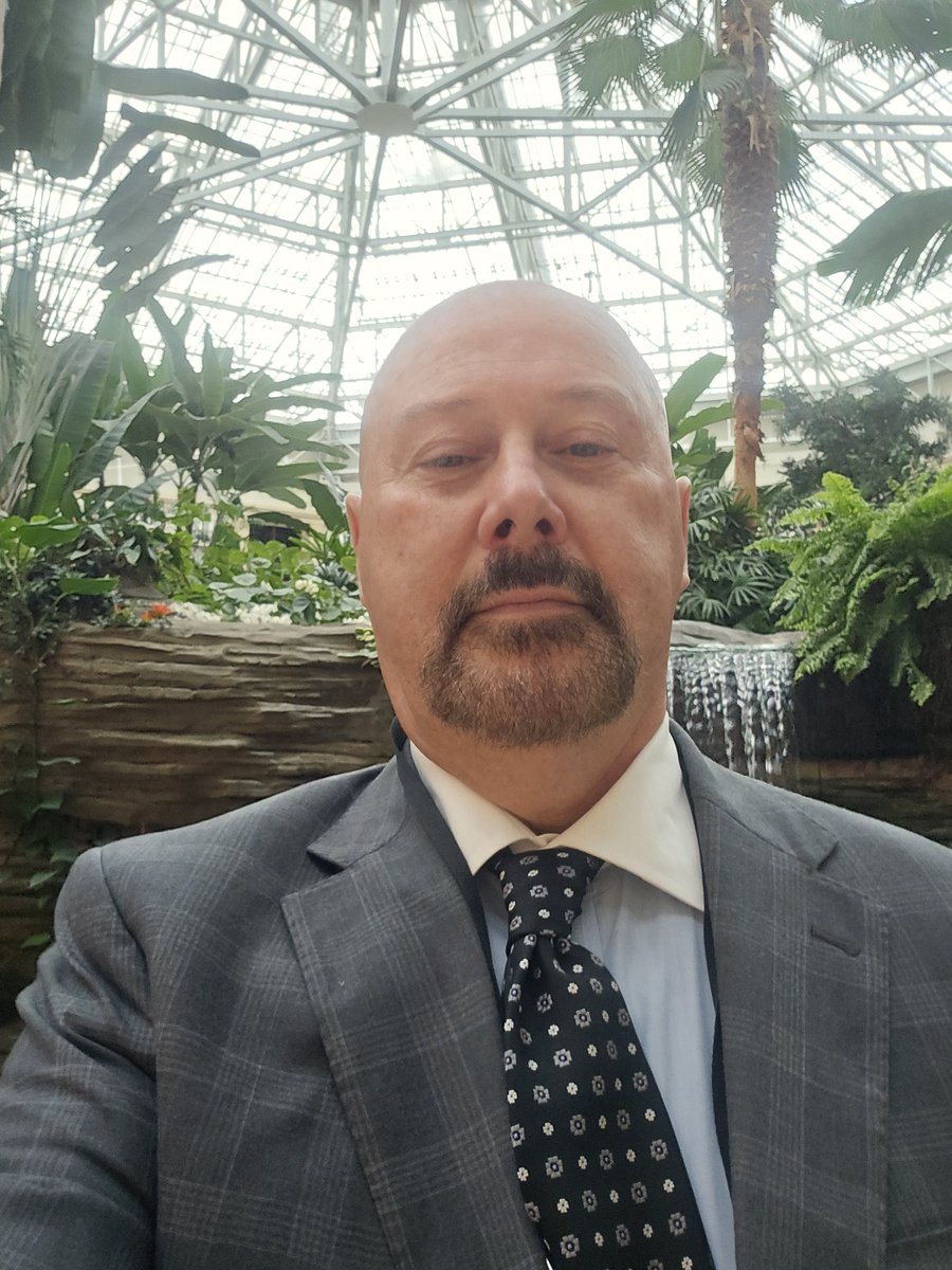 Incredible networking with Military sponsors for #OmegaSkin while at #MHSRS2024 <a href="/militaryhealth1/">Military Health</a> Discussing plant-based skin substitute made from #soy
 #Noscar and greater efficacy than present bandages