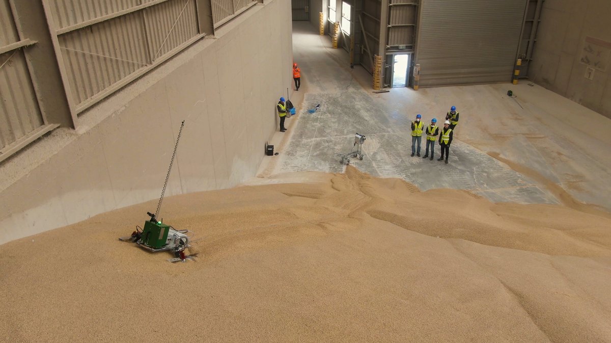 Thank you, <a href="/Crover_Tech/">Crover</a>, for giving us a behind-the-scenes look at your revolutionary grain swimming robot. We spent two days at the Crover Headquarters in Edinburgh.

The full documentary premieres later this week, sub now:

bit.ly/3MmEC5J

#altiumstories #startup