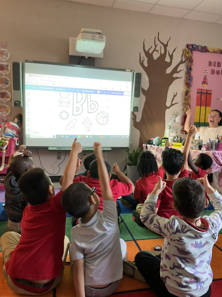 EricPacheco_'s tweet photo. Absolutely loved visiting @AlyssaCuevas_’s classroom! The Pink Group gave me such a warm welcome and showcased what a highly engaged classroom looks like. Two claps and a yeehaw for the Pink Group 🤠🌟 https://t.co/2i3FkXTNEN