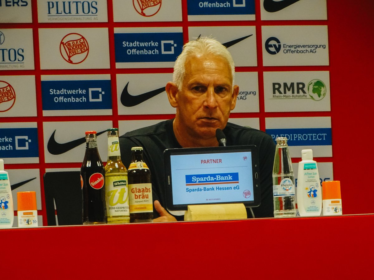 OFC_offiziell's tweet photo. Christian Neidhart: Ich bin nicht unzufrieden, ich habe über 90 Minuten eine Mannschaft gesehen, die wollte. Wir sind auf einem sehr guten Weg, und den gehen wir auch weiter. 🔴⚪️ #OFCTSG #kickersoffenbach #nurderOFC https://t.co/pquvAilFmt