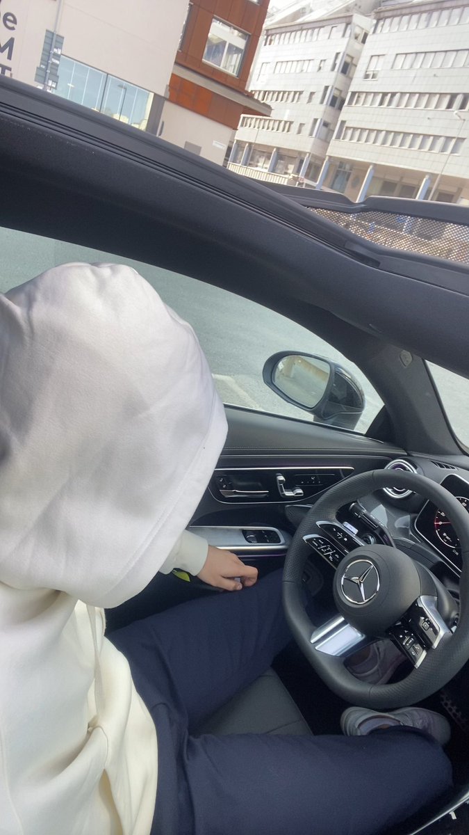 Reda ⵣ tweet media