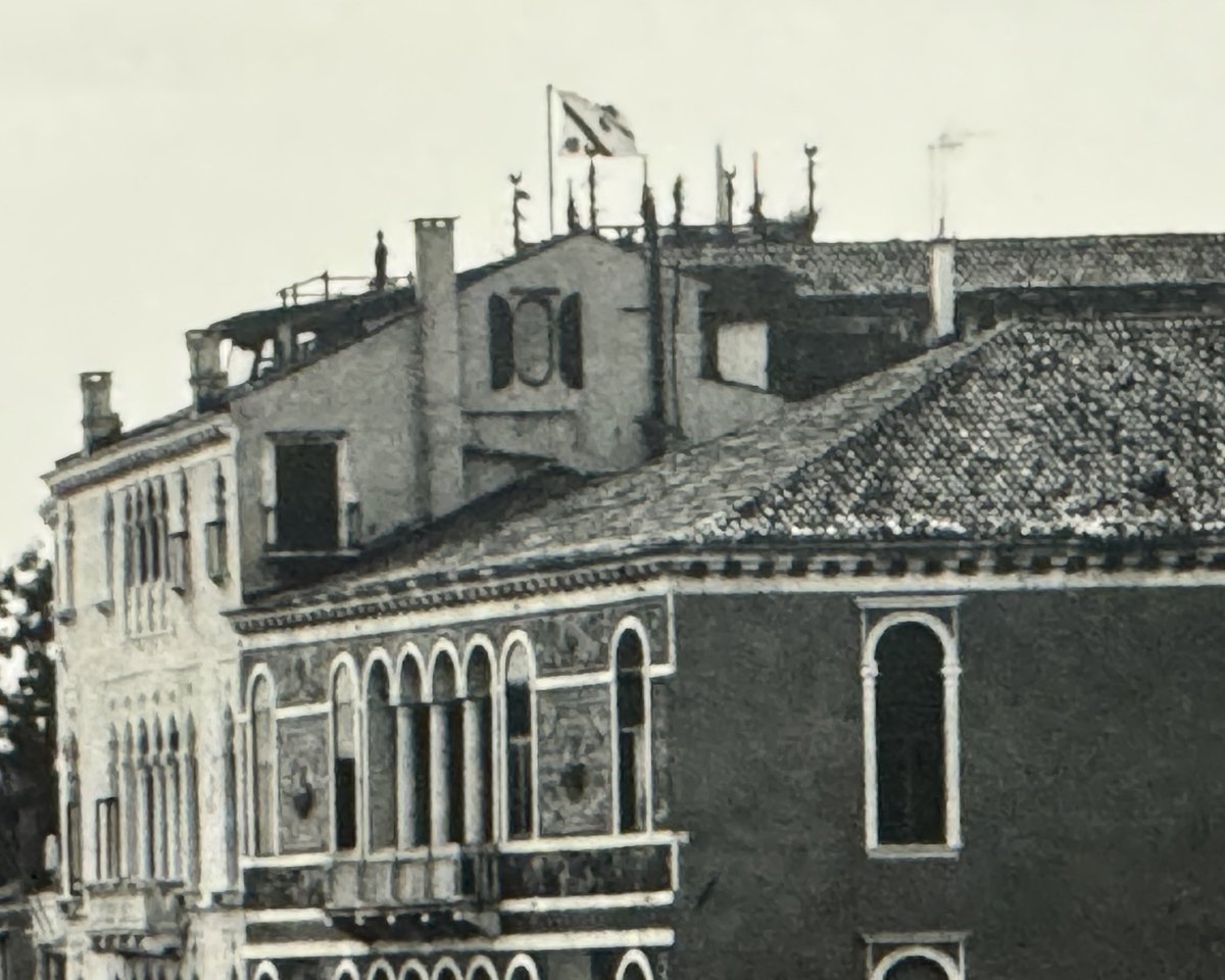 I am pleased how it came out, especially when finished with this green passe-partout
Basilica di Santa Maria della Salute and centuries-old palaces by the Grand Canal in Venice, Italy
Printed on #ilfordphoto paper from #mediumformat Delta 100 negative

#bnwphotography #monochrome