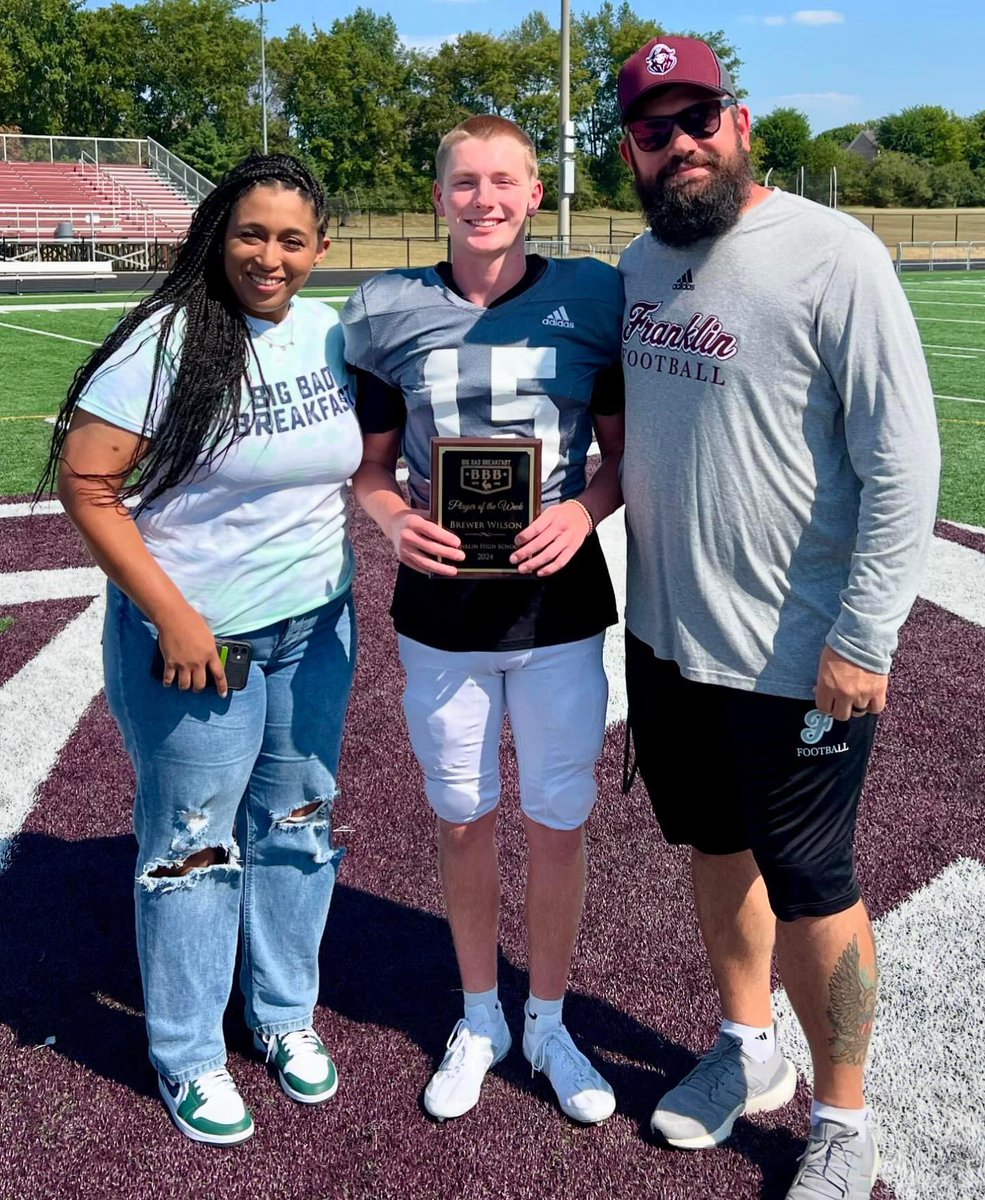 Congrats to Brewer Wilson for being selected at Big Bad Breakfast’s MVP of week 1! Brewer threw for 150 yards and 2 TD’s 🏴‍☠️🏈🏴‍☠️🏈🏴‍☠️🏈 <a href="/wcsFHS/">Franklin High School</a> <a href="/FHSAdmiralsFB/">Franklin Football</a> <a href="/fhsflagship/">The Flagship</a> #setSAIL #eatthosepancakes