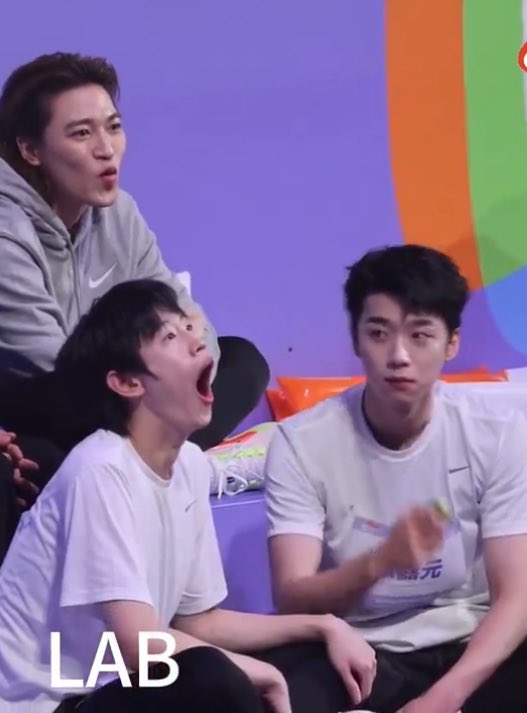 chen_xiaoqing's tweet photo. แม่งเอ๊ยยยยย 555555555555 เดจาวูโคดๆ ช่วยด้วยยยยยยยยยยยยยยยย
#SuperNovaGames5 
#AK_SuperNovaeGames https://t.co/PcOiUdiKuZ