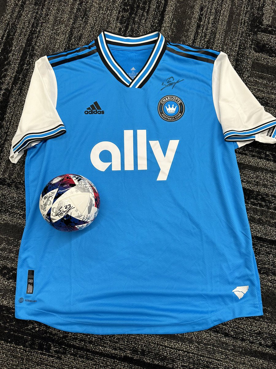Happy hump day! How bout an inaugural season Pablo Sisniega signed kit and mini ball? Y’all know what to do. RT to win. Must be following. I’ll DM winner tomorrow.