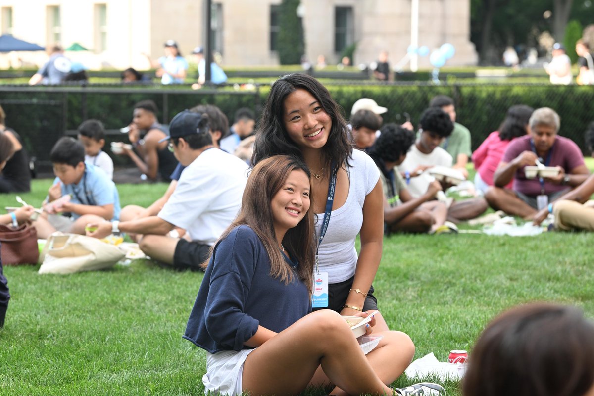 CC_Columbia's tweet image. Move-in day memories! 📦✨ Welcome home, Class of 2028! #Welcome2028 #ColumbiaCollege1754 #ColumbiaEngineering #NSOP2024 

Photos by Eileen Barroso