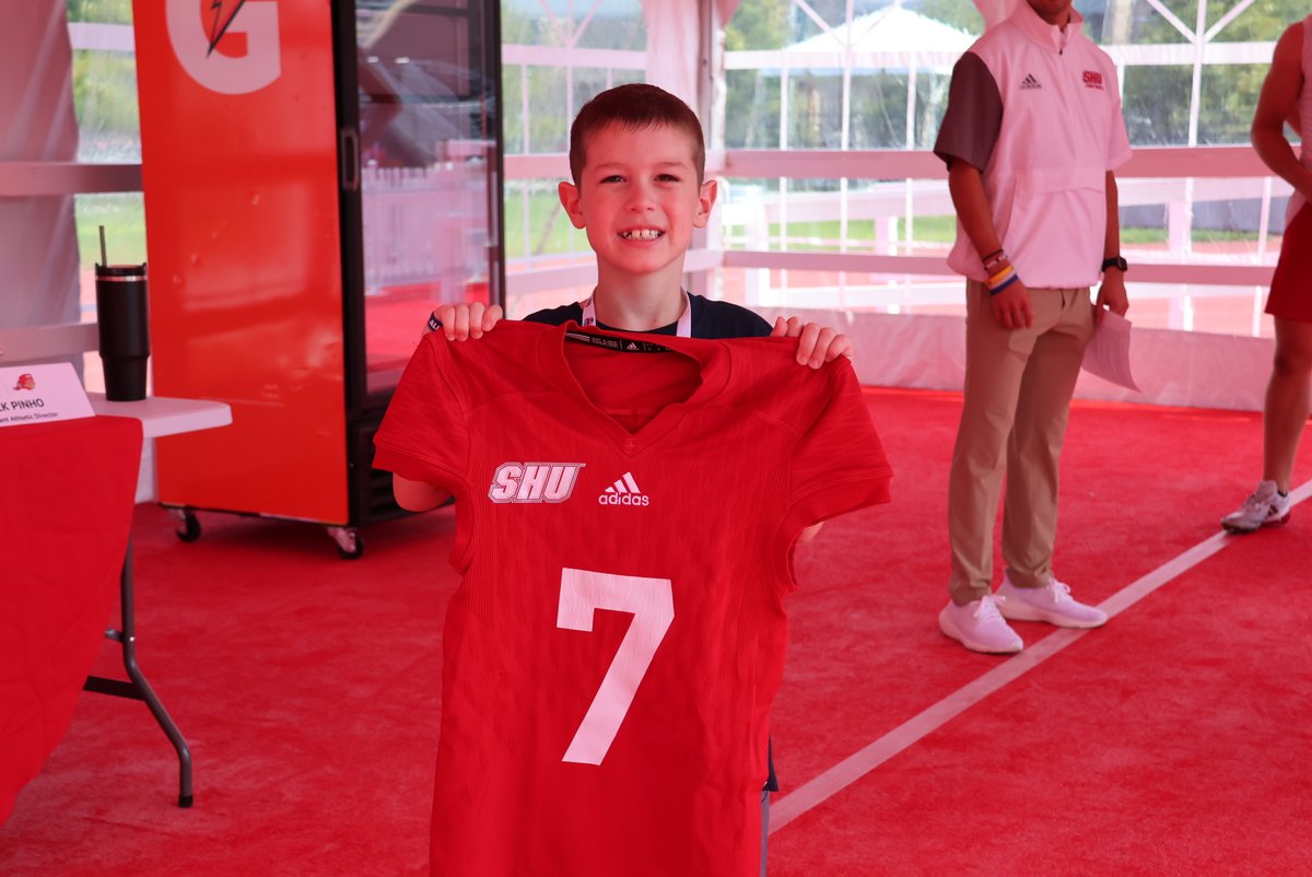 Sacred Heart University Football tweet media