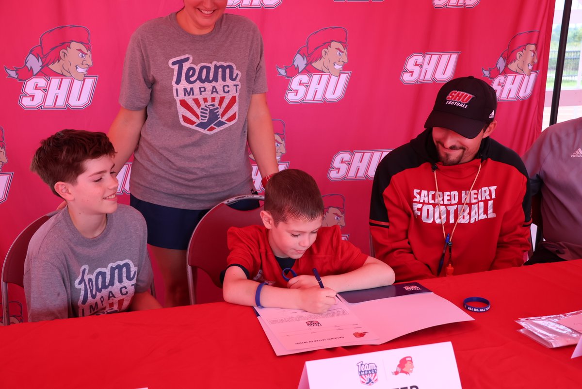 Sacred Heart University Football tweet media