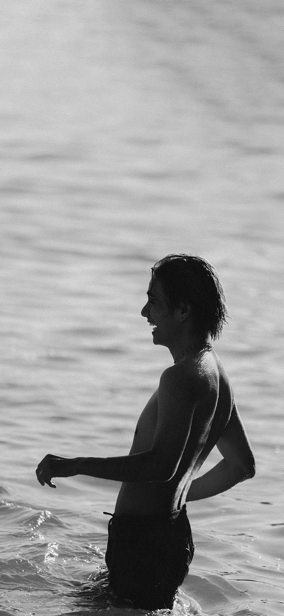 What a day. What a trip. I can’t believe I have been lucky enough to spend time with those close to me and the people who have made me believe in love, warmth and friendship again. To many more.