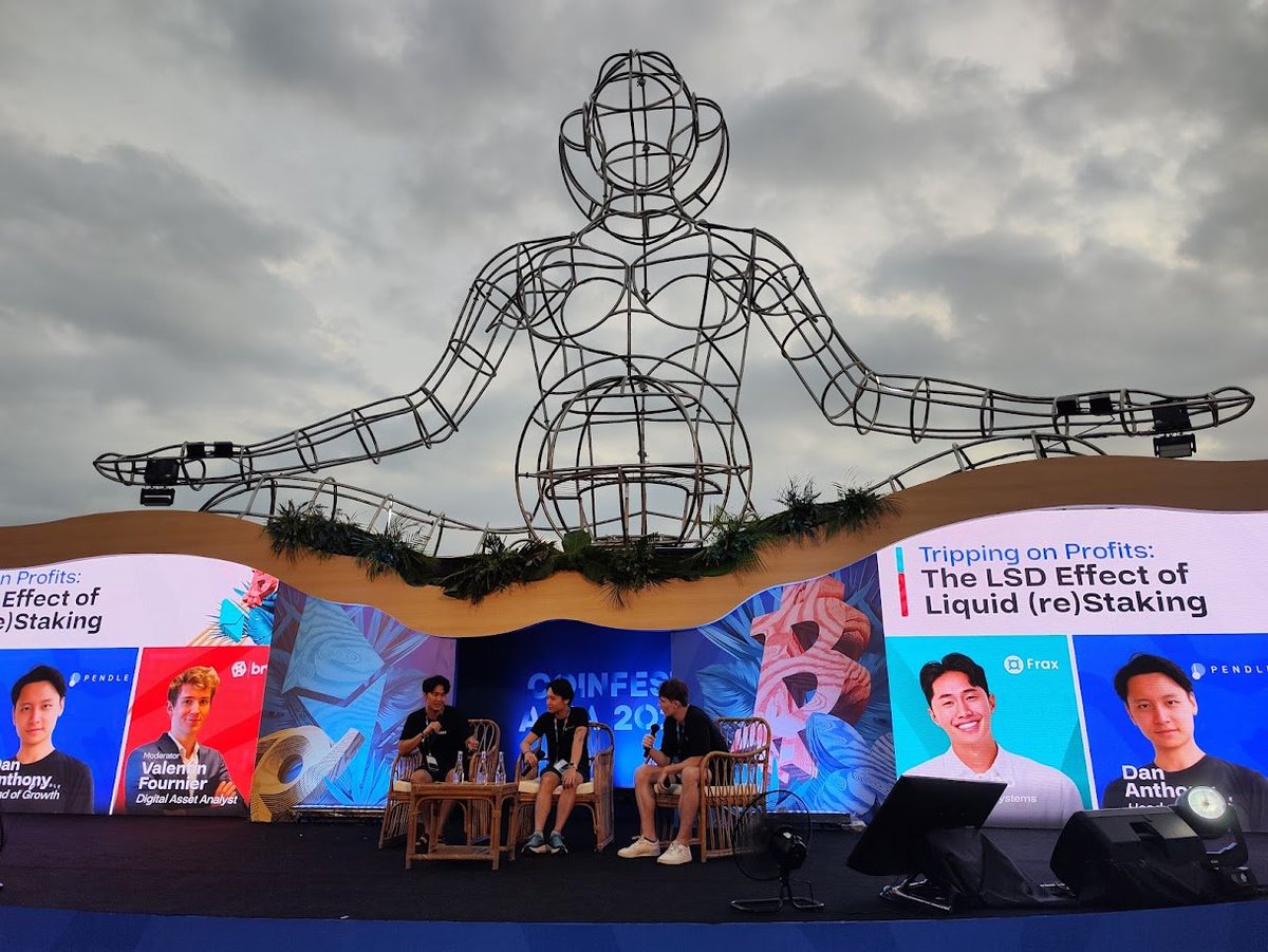 In the heart of #Bali, where breeze meets crystal-clear beaches and waves, thousands of blockchain enthusiasts from around the world enjoyed vibe of #Web3 by upbeat music and soft sunset🌅
Thanks <a href="/CoinfestAsia/">Coinfest Asia</a> for providing <a href="/gig_dao/">GIG DAO 🧑‍💻 Web3 Guild</a> tickets to join this refreshing conference🏖️