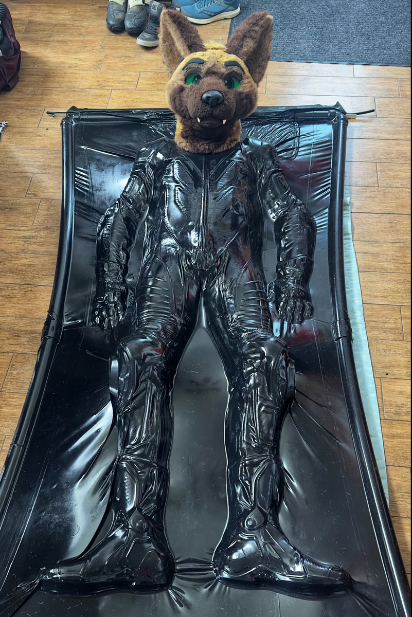 Halp plz

📷<a href="/OTFF_KMAC95/">OtterTwunkFF</a>